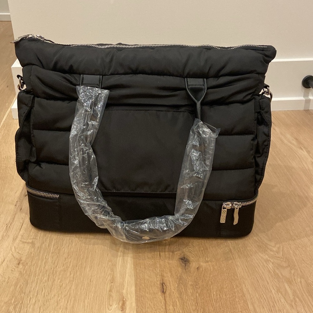 NWT - iPack Black Puffy Tote Bag - Picture 12 of 16